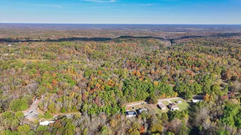 4 Shiloh Canaan Rd, Palmyra, TN 37142