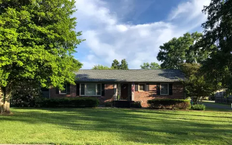 204 8th Ave SE, Winchester, TN 37398