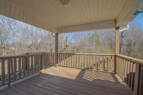 Exterior - 1149 Oak Grove Rd, Goodspring, TN 38460 photo 6 of 8