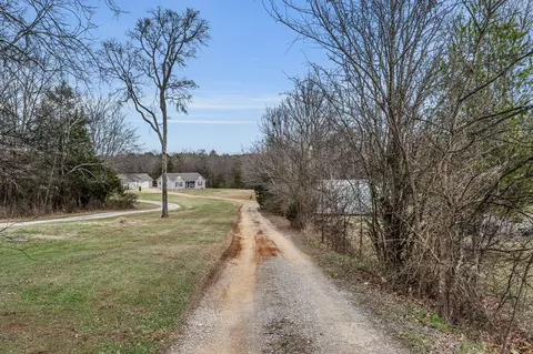 4237 Kedron Rd, Spring Hill, TN 37174 photo 5