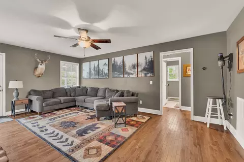 4237 Kedron Rd, Spring Hill, TN 37174 photo 9