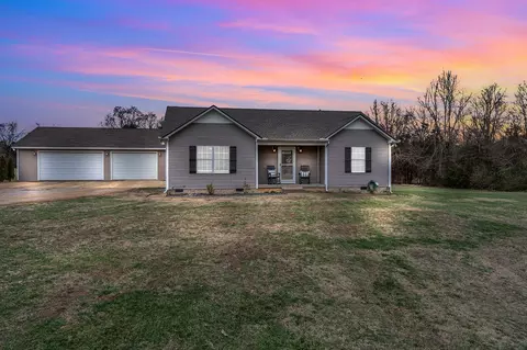4237 Kedron Rd, Spring Hill, TN 37174 photo 2