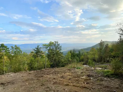 104 Sunrise Trl, Pikeville, TN 37367