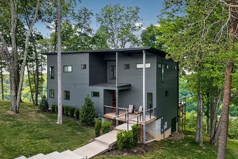 1171 Hutchins Bend Rd W, Sparta, TN 38583