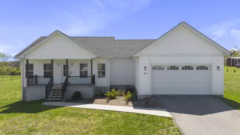80 Perry Creek Dr, Crossville, TN 38572