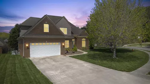 5675 NW Avenwood Cir, Cleveland, TN 37312