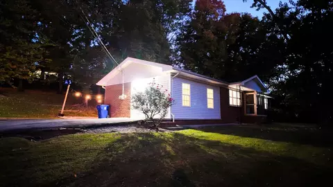 2950 Clearwater Dr NE, Cleveland, TN 37312