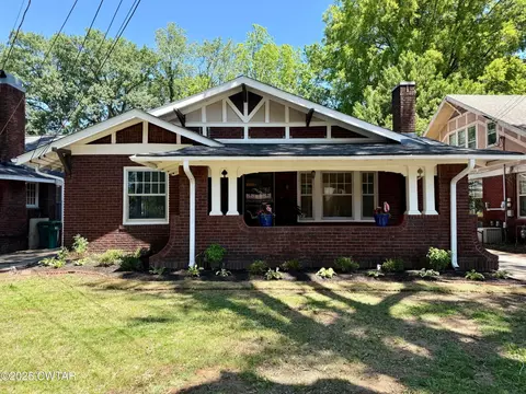 425 Arlington Ave, Jackson, TN 38301
