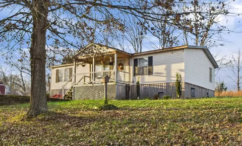 59 Spring Rd, Morrison, TN 37357 photo 2