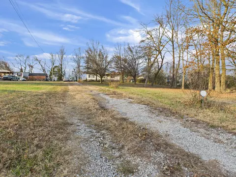 59 Spring Rd, Morrison, TN 37357 photo 3