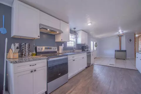 3750 Fall River Rd, Pulaski, TN 38478 photo 6