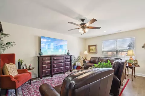 1010 Addler Dr, Springfield, TN 37172 photo 11