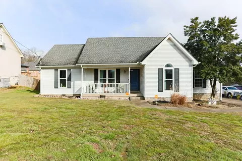 1111 Gardendale Dr, Murfreesboro, TN 37130