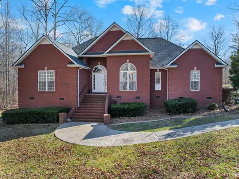 1728 Sears Roebuck Rd, Tullahoma, TN 37388