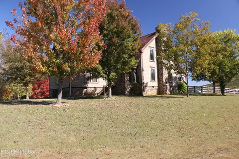 215 Mize Ct, Tellico Plains, TN 37385