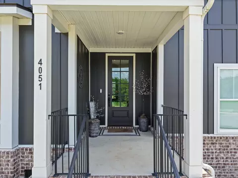 Exterior - 4051 John Marsh Rd, Spring Hill, TN 37174 photo 4 of 9