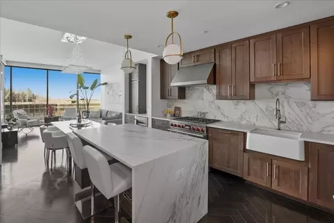 1616 W End Ave #2906, Nashville, TN 37203