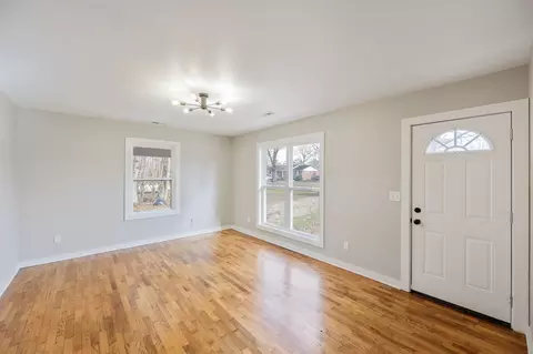 366 Kentucky Ave S, Parsons, TN 38363