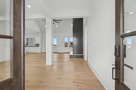 Entry Way - 4352 Dot Rd, Springfield, TN 37172 photo 1 of 1