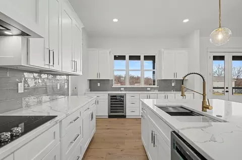Kitchen - 4352 Dot Rd, Springfield, TN 37172 photo 3 of 3