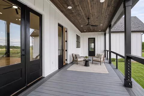 Exterior - 4352 Dot Rd, Springfield, TN 37172 photo 2 of 4