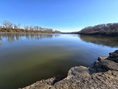 2800 Jarman Hollow Rd, Palmyra, TN 37142