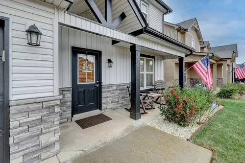 1050 Creek Way, Clarksville, TN 37042