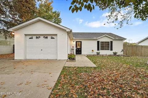 7727 Bellchase Ln, Knoxville, TN 37918