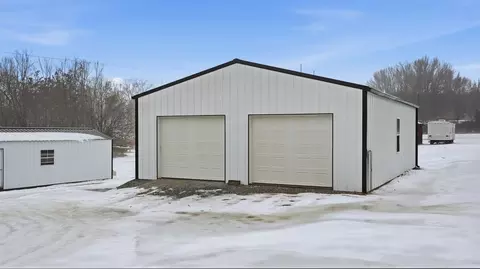 Exterior - 2237 Highway 47 E, Dickson, TN 37055 photo 13 of 13