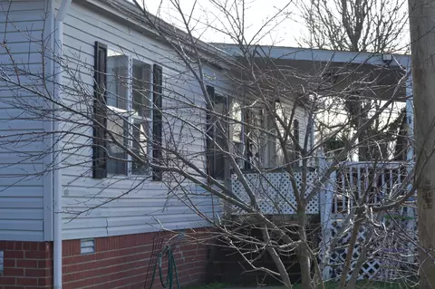 510 8th Ave E, Springfield, TN 37172