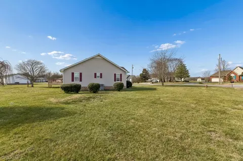 Exterior - 111 Eldon Dr, Manchester, TN 37355 photo 12 of 12