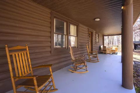 Exterior - 1300 Ridge Rd, Dickson, TN 37055 photo 8 of 29