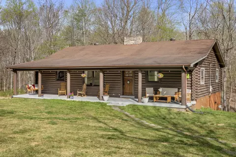 Exterior - 1300 Ridge Rd, Dickson, TN 37055 photo 3 of 29