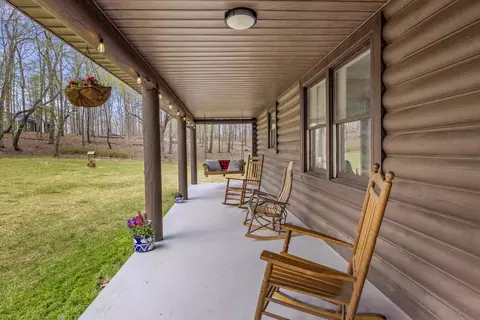 Exterior - 1300 Ridge Rd, Dickson, TN 37055 photo 6 of 29