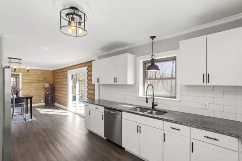Kitchen - 1300 Ridge Rd, Dickson, TN 37055 photo 3 of 4