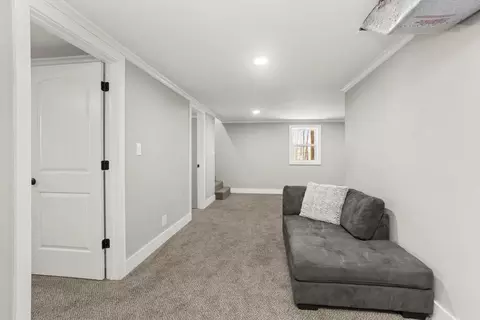 Entry Way - 1300 Ridge Rd, Dickson, TN 37055 photo 3 of 4