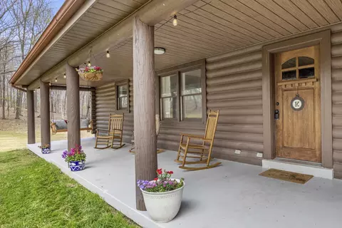 Exterior - 1300 Ridge Rd, Dickson, TN 37055 photo 5 of 29