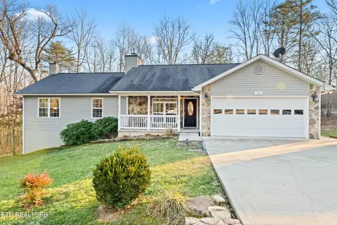 102 Torrey Pines Ln, Crossville, TN 38558