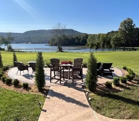 140 Edgewater Way, Jasper, TN 37347 photo 1