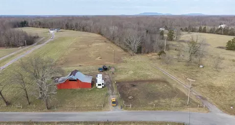 28 Cove Hill Rd, Woodbury, TN 37190