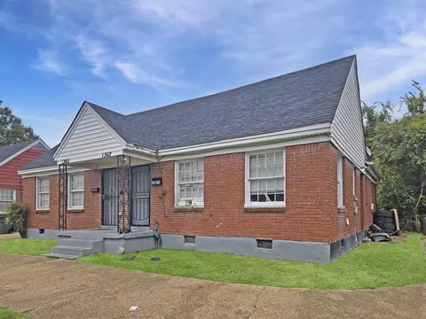 1360 Chadwick Cir, Memphis, TN 38114