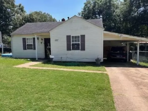 2707 Dwight Rd, Memphis, TN 38114