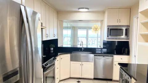 200 Wagner Pl #506, Memphis, TN 38103