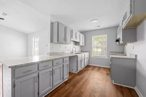 3879 Windermere Rd, Memphis, TN 38128