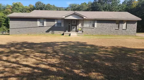 4805 Warren Rd, Oakland, TN 38060