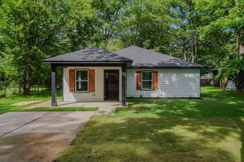 3664 Grey Rd, Memphis, TN 38108