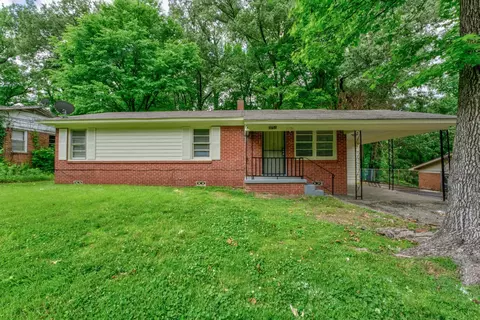 3751 Donna Dr, Memphis, TN 38127