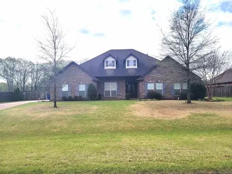 5173 Silverton Dr, Olive Branch, MS 38654