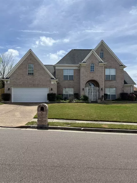 7311 Hunter Tree Dr, Memphis, TN 38125