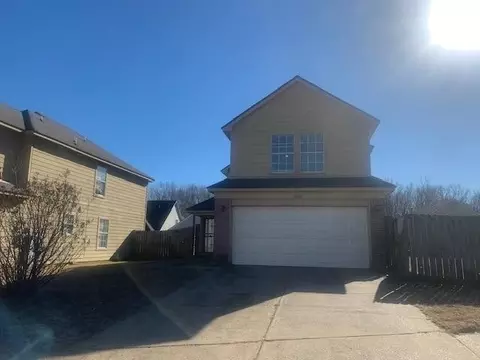 4660 Royal View Dr, Memphis, TN 38128